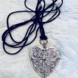 🇺🇸 New Silver Heart & Key Necklace